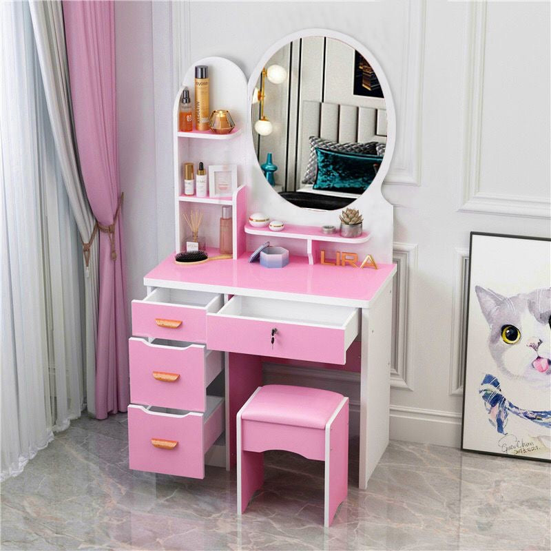 Dresser 3