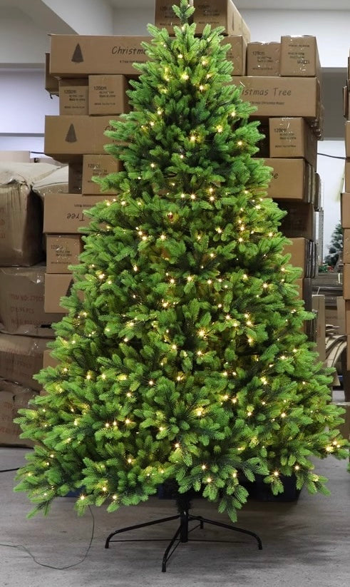 PE Christmas Tree + Light