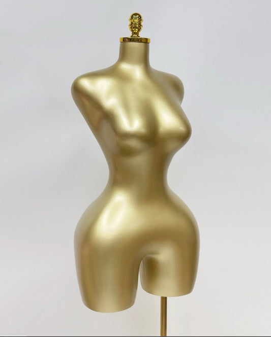Bbl Mannequin 3-4 Weeks